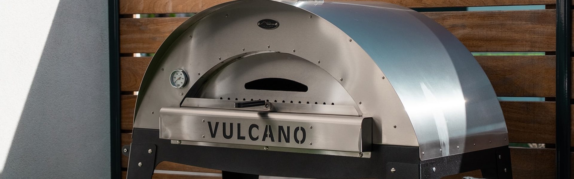 Four_a_pizza_professionnel_vulcano_vesuve_E1